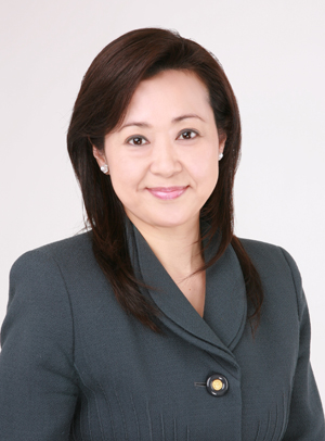 勝田　麻吏江
